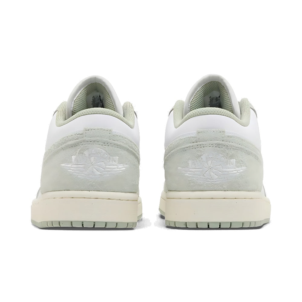Air Jordan 1 Low SE 'Seafoam'
