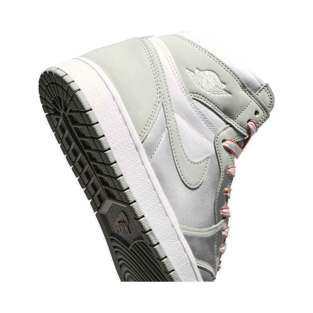 Wmns Air Jordan 1 Retro High OG 'Seafoam'