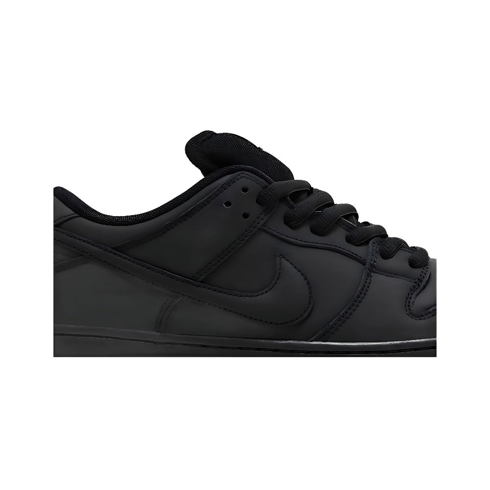 Nike Dunk Low Pro SB 'Triple Black'