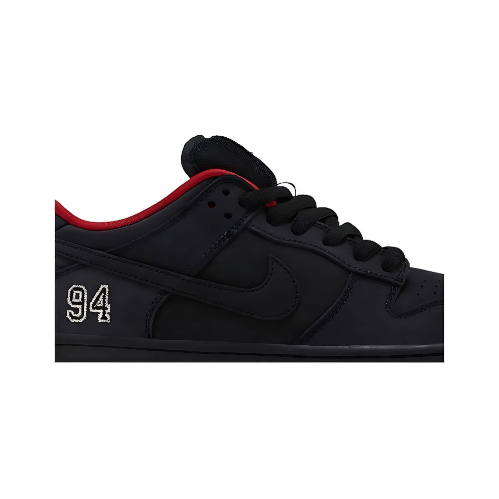 Nike Supreme x Dunk Low SB 'Black'