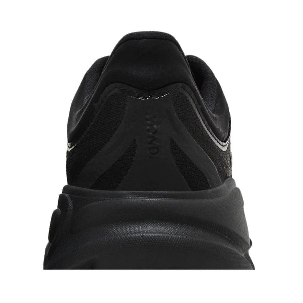HOKA Bondi 9 'Triple Black'