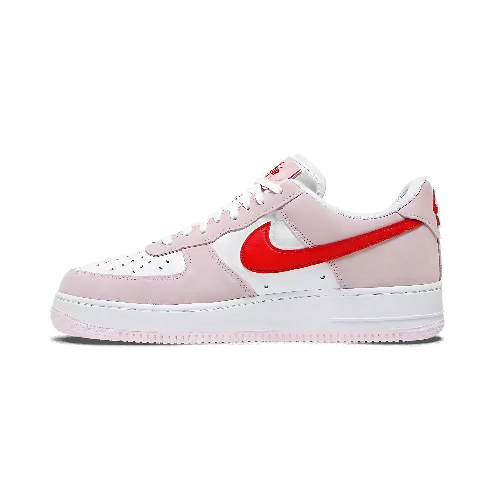 Tênis Air Force 1 Low '07 QS 'Valentine's Day Love Letter'