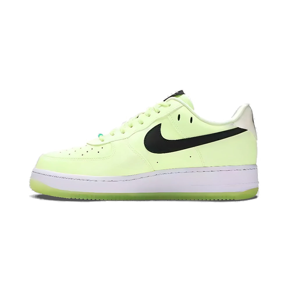 Tênis Wmns Air Force 1 '07 LX 'Barely Volt'